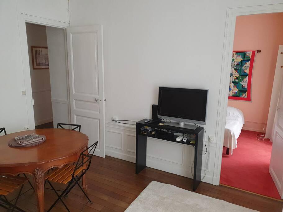 Grand Appartement Proche Cathedrale 4 Pers Реймс Екстериор снимка